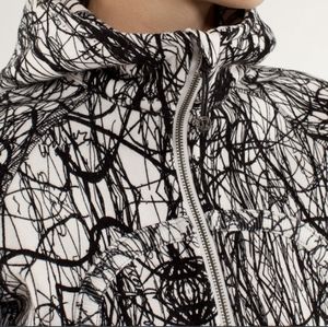 Lululemon Scuba Hoodie - Nesting, Size 8